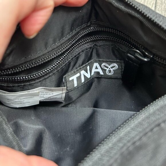TNA Aritzia Crossbody Bum Belt Bag Fanny Pack Nylon Black - Picture 5 of 12